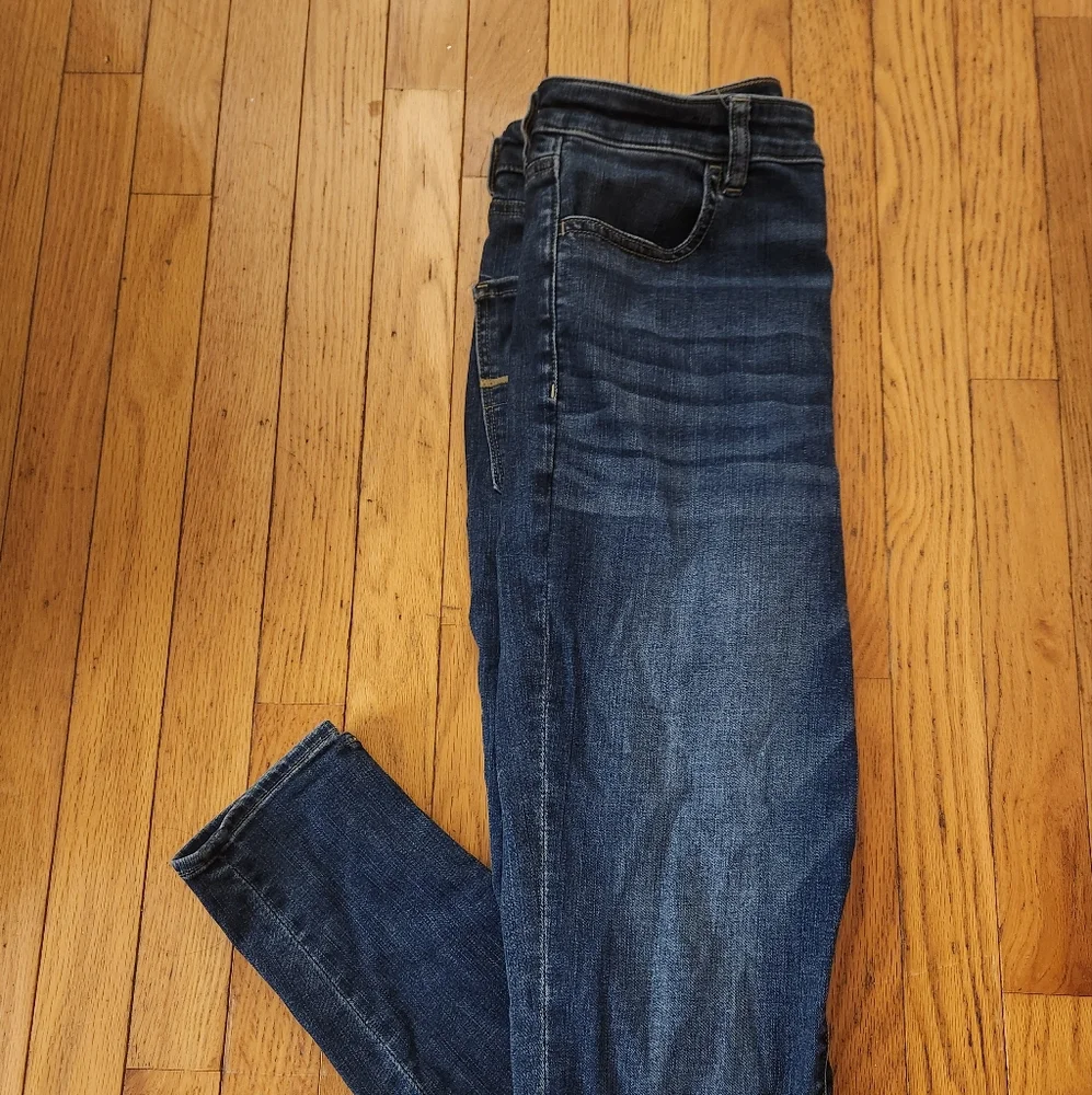 American Eagle Dark Wash Highest Rise Jegging - Picture 4 of 5